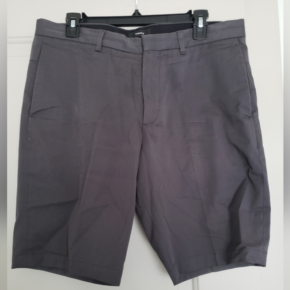 Theory Beck pp solid twill shorts in grey mens size 33 - Picture 4 of 14